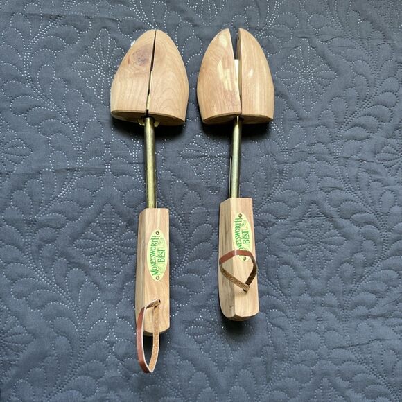 Moneysworth & Best Men's Cedar Shoe Tree - Hook Heel / Split Toe (1 Pair) M NWOB - Picture 3 of 11